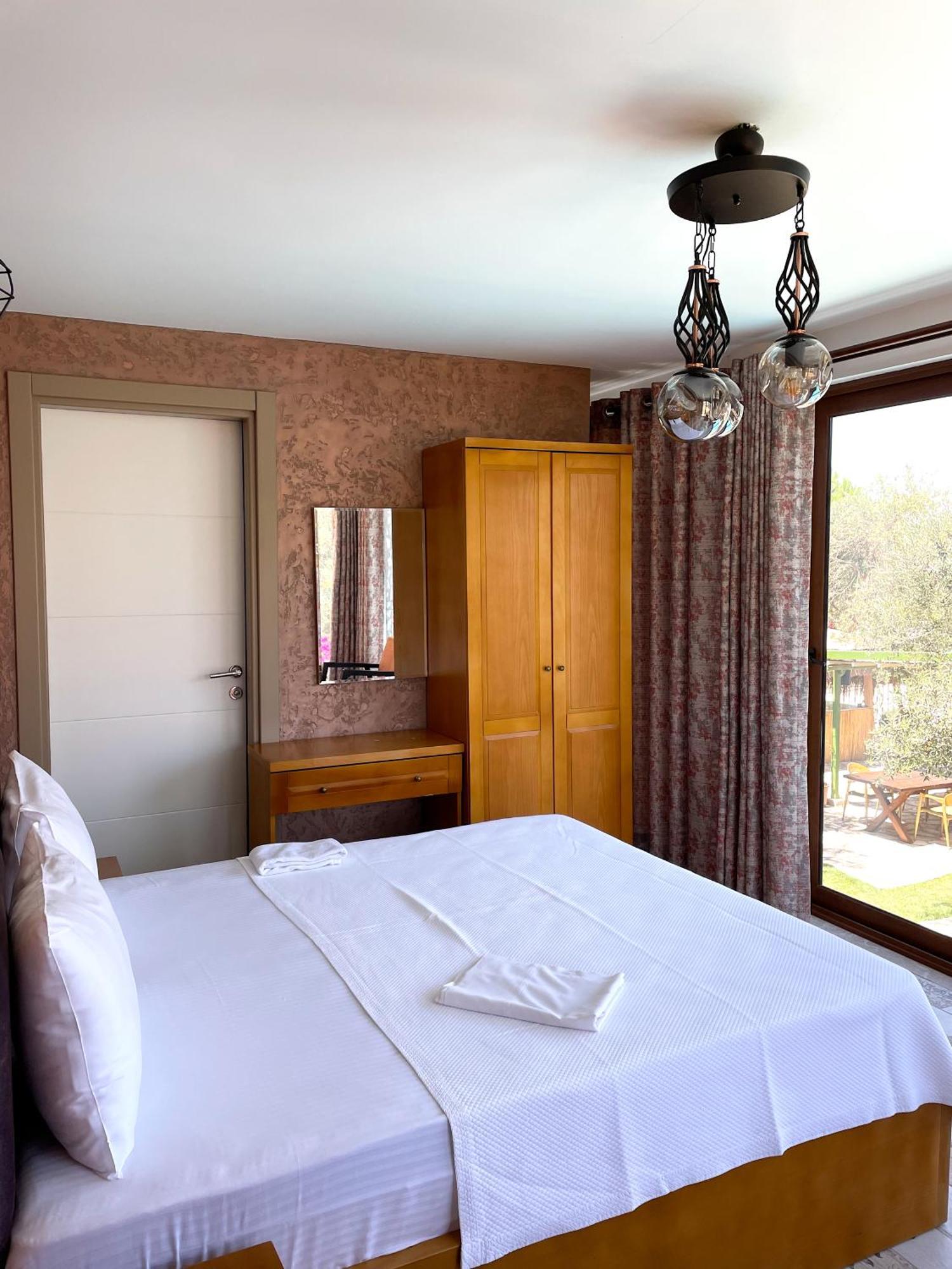 Çeşme Ata Boutique Hotel מראה חיצוני תמונה